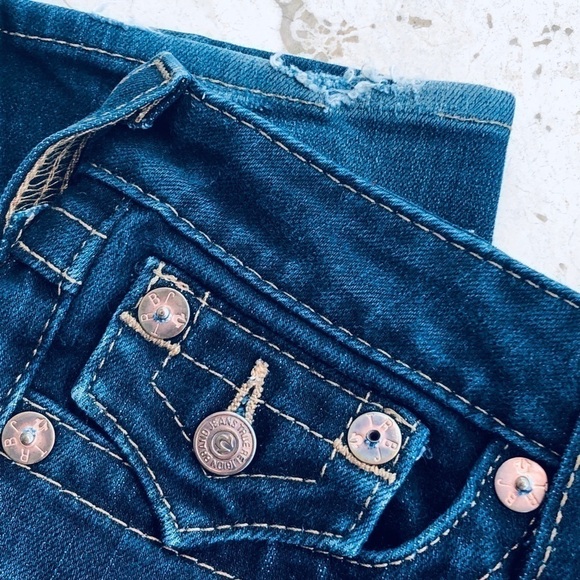 True Religion Boot Cut Leg Dark Wash Jeans Size 26 - Picture 4 of 16